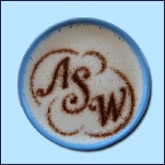Cappuccino Schaum mit Text "ASW"