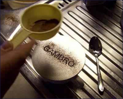 Handhabung 4 - Cappuccino Schablone